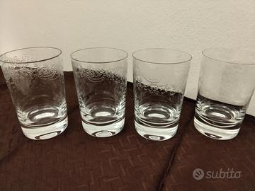 Quattro bicchieri serigrafati 