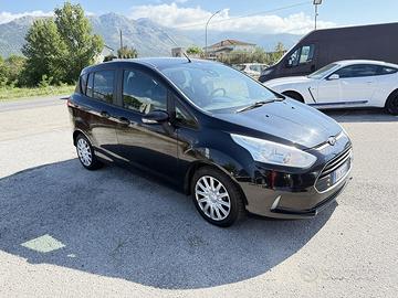 FORD B MAX ADATTA NEOPATENTATI