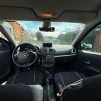  Renault Clio 1.2 benzina anno 2012