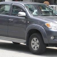 Parabrezza Toyota Hilux