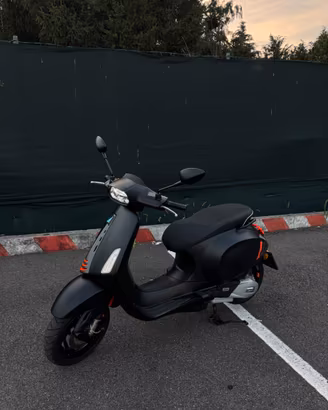 Vespa Sprint S 125 2025 Nero Opaco - Garanzia 2029