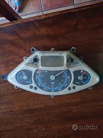 pezzi xmax 250 del 2006! 