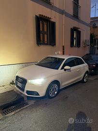 Audi A1 1.4 tfsi 122cv 2011