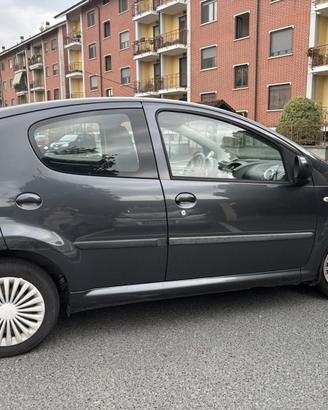 Citroën C1 1.0 benzina - 2006 - 290.000 km