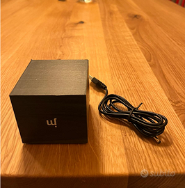 Sveglia digitale - cubo in legno