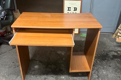 set di scrivanie nuove colore legno