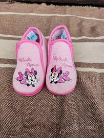 Pantofole asilo bimba