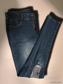 Jeans con strappi