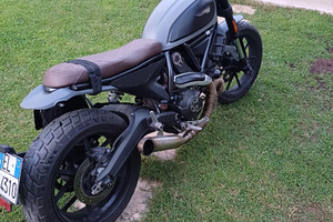 Ducati scrambler 800 Cafe Racer