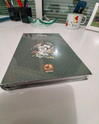 ricettario nuovo, ancora imballato nel cellophane