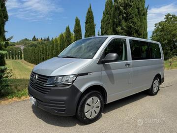 VOLKSWAGEN Caravelle T6.1 9 POSTI-NAVIGATORE