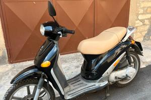 Piaggio Liberty 50cc 2T- Buone condizioni+ ricambi