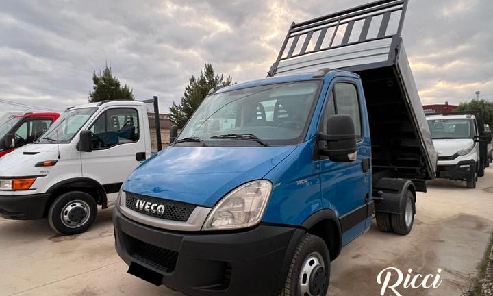IVECO T. DAILY 35C14 RIBALT. TRILATERALE
