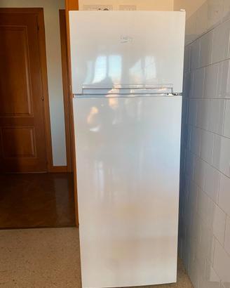 Frigorifero Beko RDSO206K40WN 