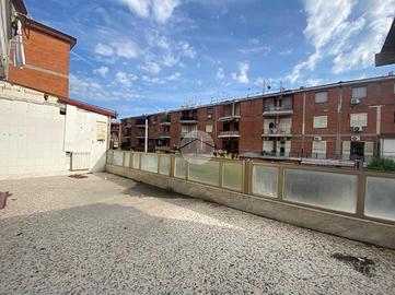 5 LOCALI A NAPOLI