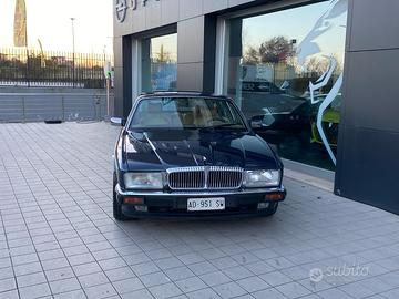 XJ6 1986 4.0 Daimler cat.