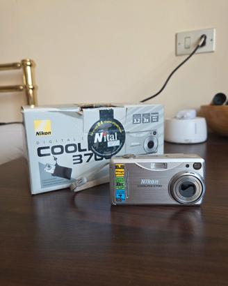 Nikon Coolpix 3700