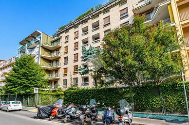 2 LOCALI A MILANO