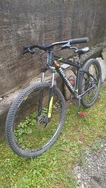 Bicicletta da trail Rockrider ST 530