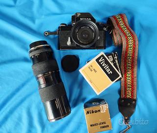 nikon F photomic anni 70  con accessori