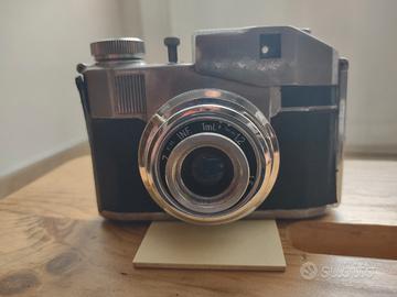 macchina fotografica antica, funzionante 