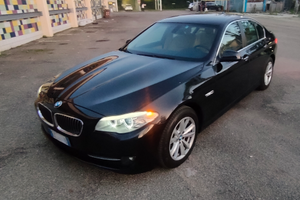 BMW 523i Eletta cambio manuale