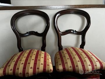 Coppia di sedie antiche