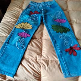 Jeans originali nuovi con disegni cuciti 