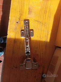 cerniere a scodellino