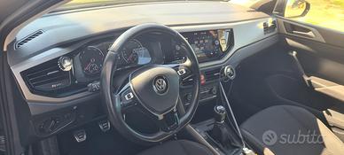 volkswagen  polo