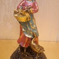 statuetta vintage in metallo dipinta a mano