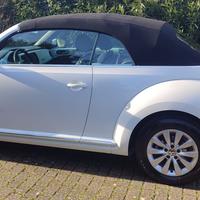 VOLKSWAGEN Maggiolino Cabrio