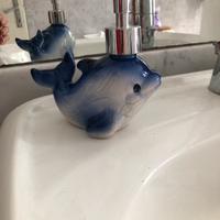Delfino per il bagno