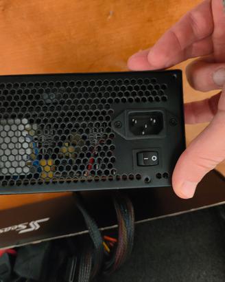 Alimentatore 550W + Scheda Video Radeon HD - Solo 