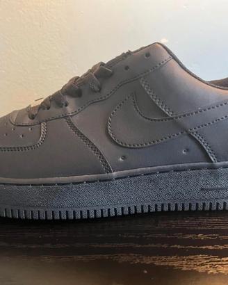 Nike Air Force 1 Low Nere