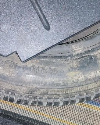 185/60 R14 NUOVA  + 4 COPRICERCHI SKODA FABIA