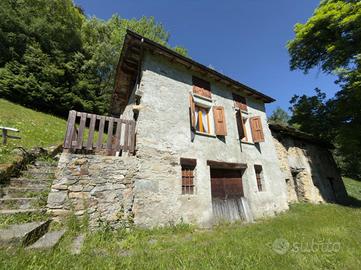 CASA SEMINDIPENDENTE A GROSOTTO