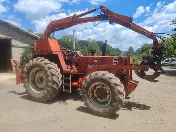 Trattore agricolo forestale