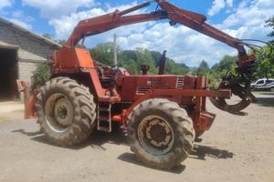 Trattore agricolo forestale