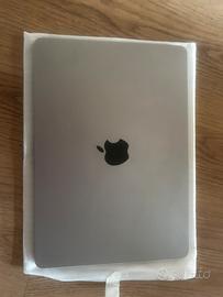 MacBook Air M2 2022 13,6”