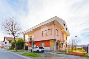 CASA INDIPENDENTE A GENOLA