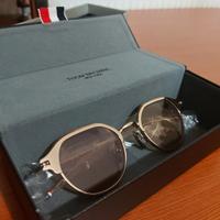 occhiali da vista e sole Thom Browne.