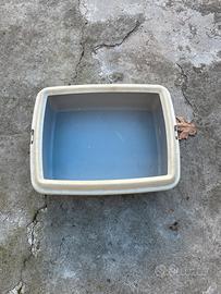 Contenitore lettiera gatti