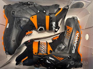 Scarponi scialpinismo Scarpa F1 LT