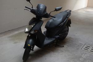 MOTO SCOOTER