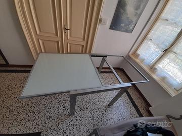 tavolo cucina calligaris con pezzo mancante