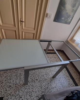 tavolo cucina calligaris con pezzo mancante