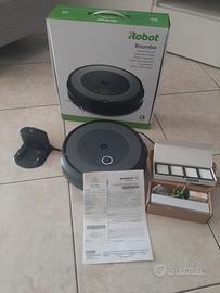 Robot aspirapolvere 