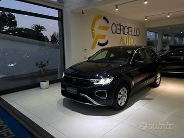 VOLKSWAGEN T-Roc 1.0 TSI Style tua da €239,00 me