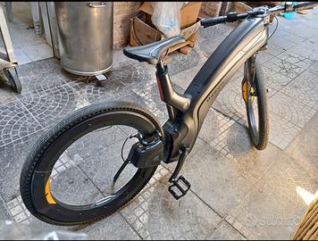 REEVO E-BIKE